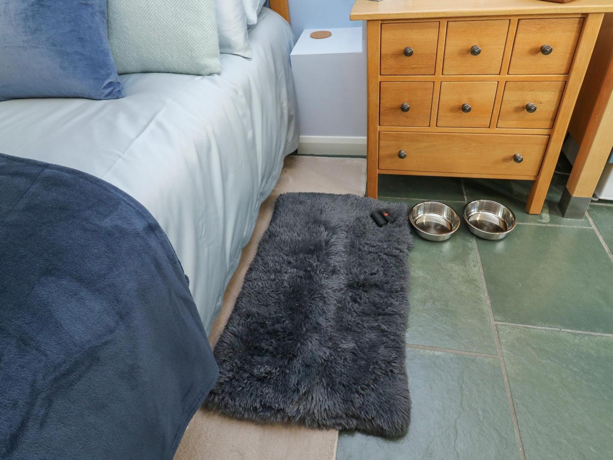Broadstone Boathouse Apartment Dartmouth